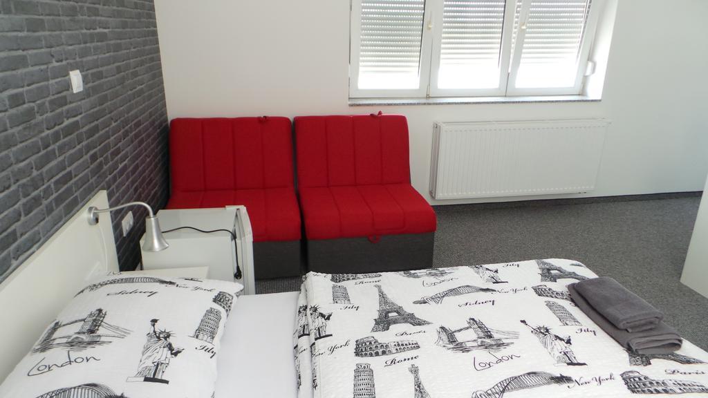 Hostel Levicki Slavonski Brod Zimmer foto