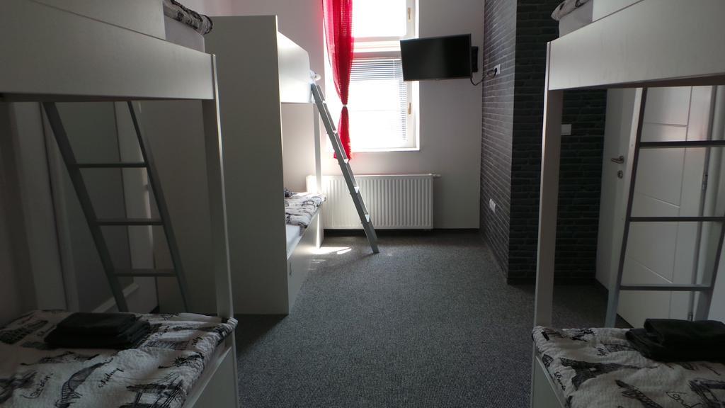Hostel Levicki Slavonski Brod Zimmer foto