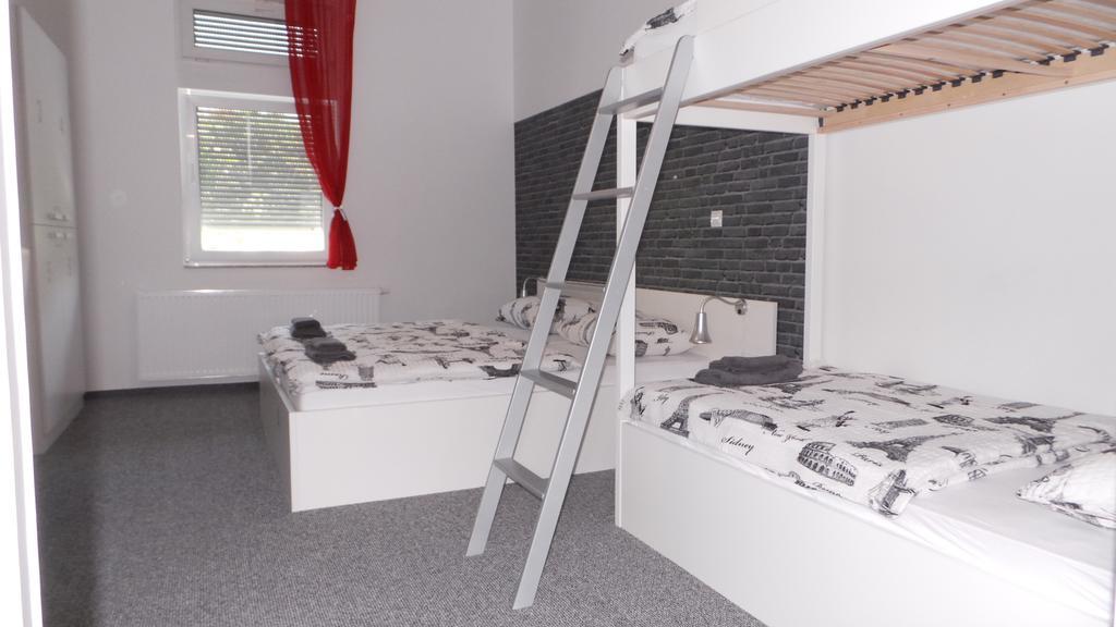 Hostel Levicki Slavonski Brod Zimmer foto